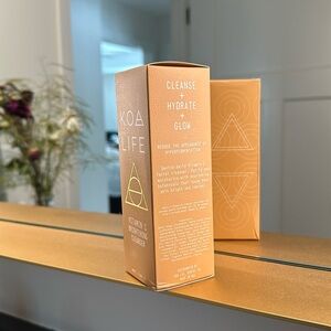 KOA LIFE Vit-C Brightening Cleanser 100 ml  3.38 oz  New